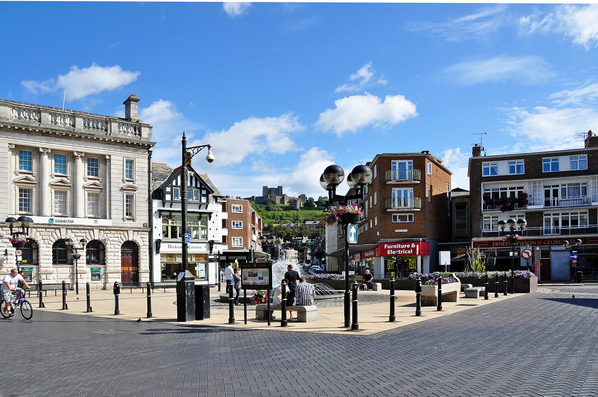 Dover town and castle: the Channel edge of Kent, still without a qualifying casino hotel of its own.